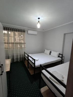HOSTEL CHINOR